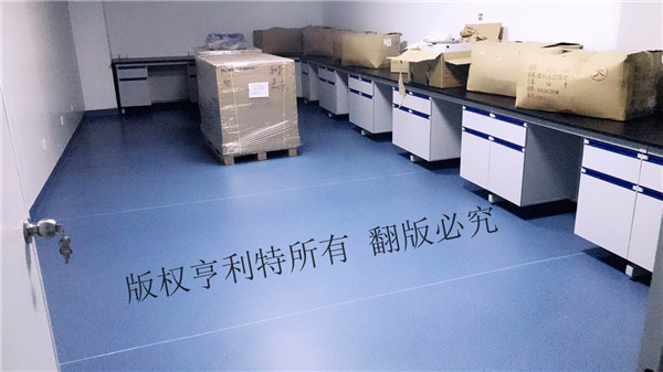 日皮视频在线观看建設時對實驗台安全間距要求有哪些？